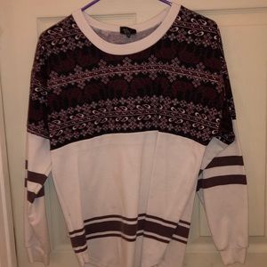 Rue 21 long sleeve sweat shirt